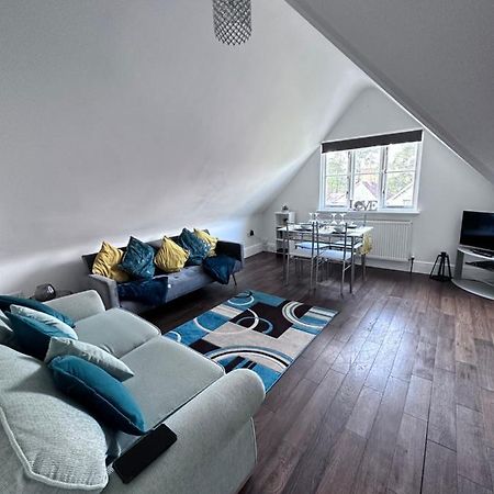 Lancaster Heights Apartment Удхол Спа Екстериор снимка