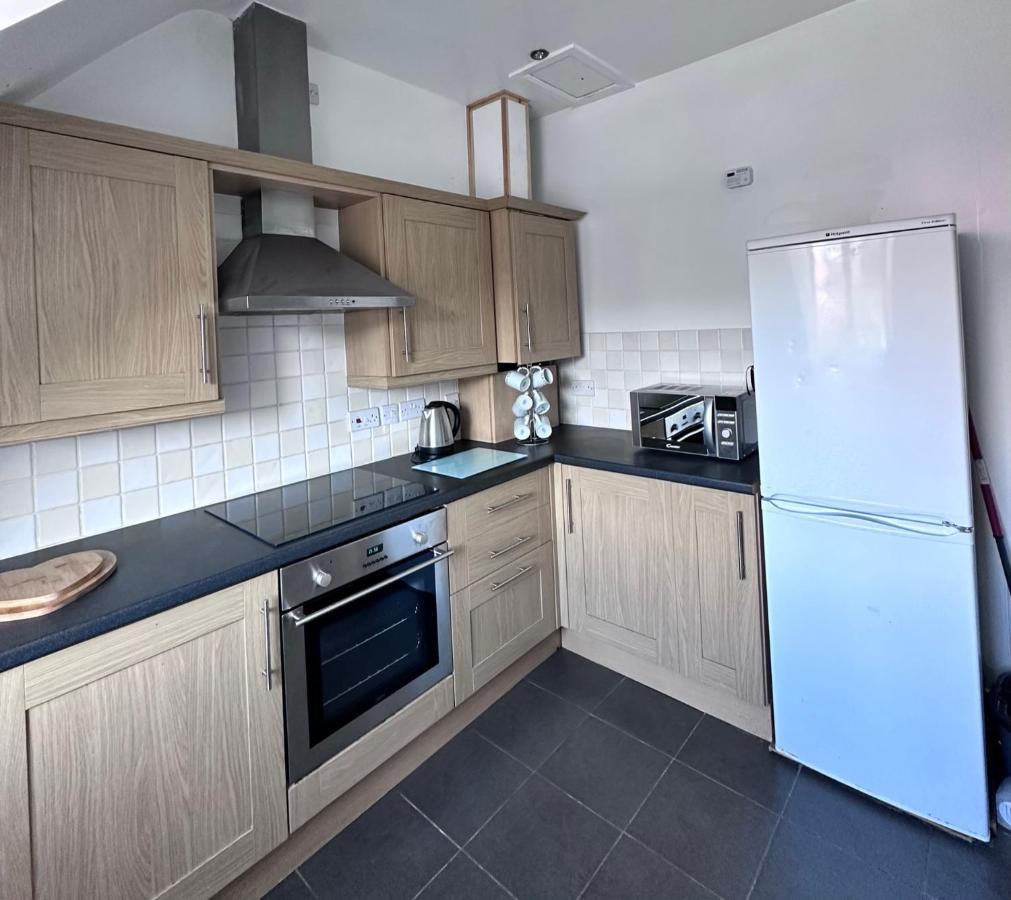 Lancaster Heights Apartment Удхол Спа Екстериор снимка