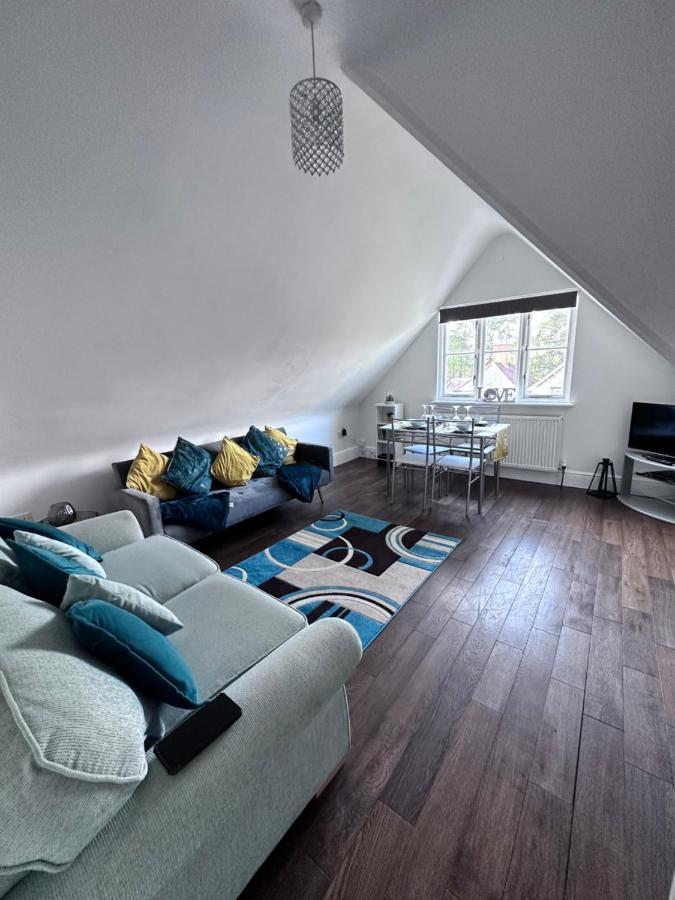 Lancaster Heights Apartment Удхол Спа Екстериор снимка